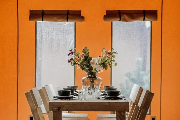 Saint-lambert - Maeva Мийо